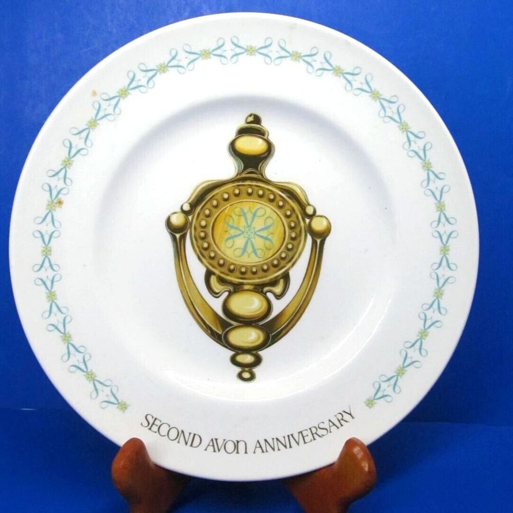 Wedgwood Avon Door Knocker Second Anniversary 7 3/4" Welcome Plate